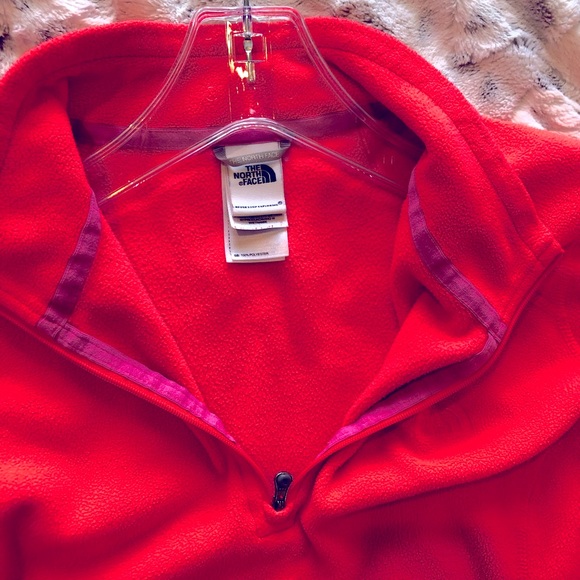 North Face 1/4” zip fleece - Picture 3 of 4